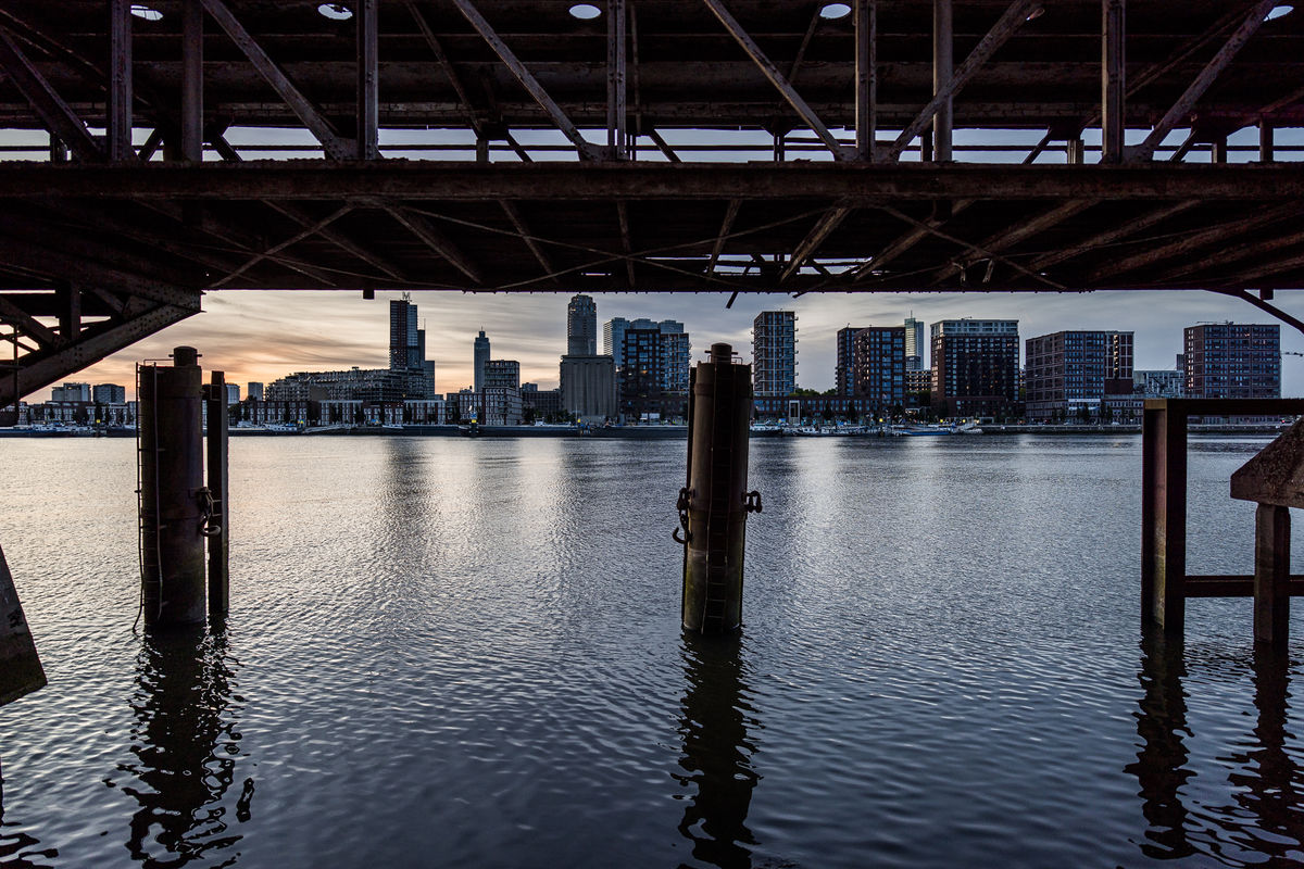 Loading... just a sec